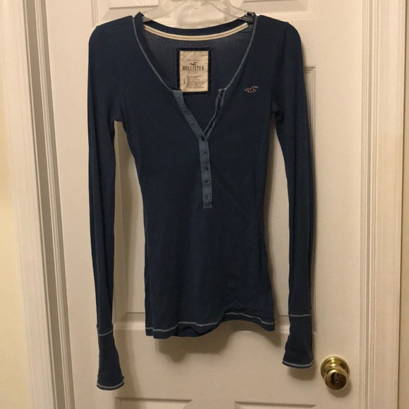 Hollister Tops - Blue Hollister shirt